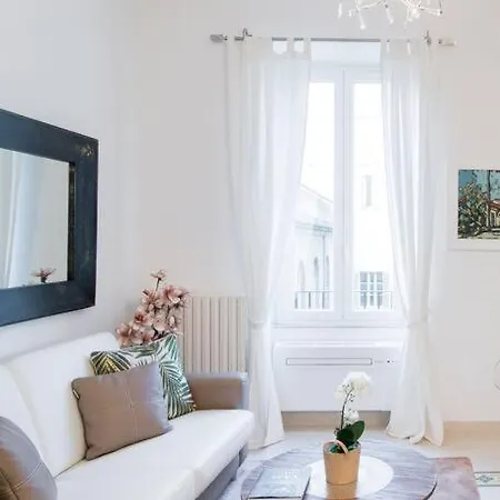 Brightful Boutique In The Heart Of Trastevere *