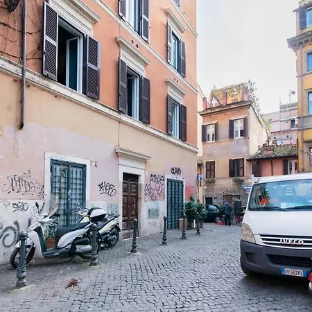 Brightful Boutique In The Heart Of Trastevere Apartment *